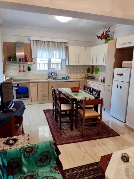 Marys House , Lovely 2-Bedroom Apartment Soluň Exteriér fotografie